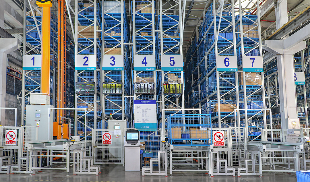 廣東佳鐵智能立體倉(cāng)庫(kù).jpg 廣東佳鐵智能立體倉(cāng)庫(kù).jpg