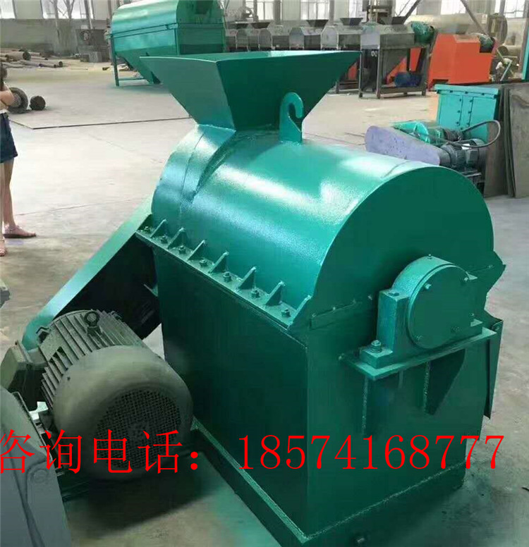 為沈陽市客戶打造的半濕物料粉碎機設備特點